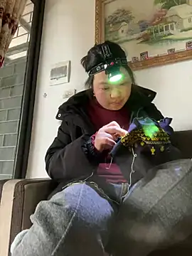 Snapshot of Nhung584 chatting on 02.11.26 Nhung584 online show from 02.11.26