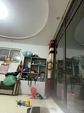 Snapshot of Nhung584 chatting on 02.18.26 Nhung584 online show from 02.18.26