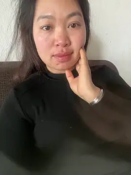 Snapshot of Nhung584 chatting on 02.20.26 Nhung584 online show from 02.20.26