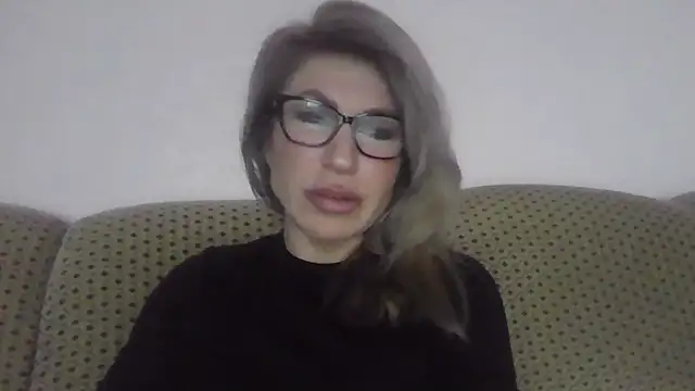 Snapshot of fox_red_lady7 chatting on 02.11.26 fox red lady7 online show from 02.11.26