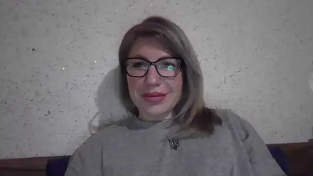 Snapshot of fox_red_lady7 chatting on 02.13.26 fox red lady7 online show from 02.13.26