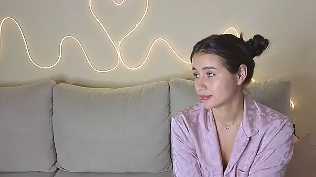 KathrynBrooks online show from 11.28.25