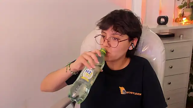 Nathaly ds online show from 05.06.26