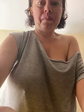 Kiravix online show from 09.17.25