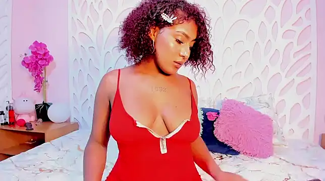 Snapshot of Emmadancer chatting on 09.25.25 Emmadancer online show from 09.25.25