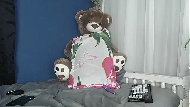 Snapshot of lishainparis18 chatting on 02.10.26 lishainparis18 online show from 02.10.26