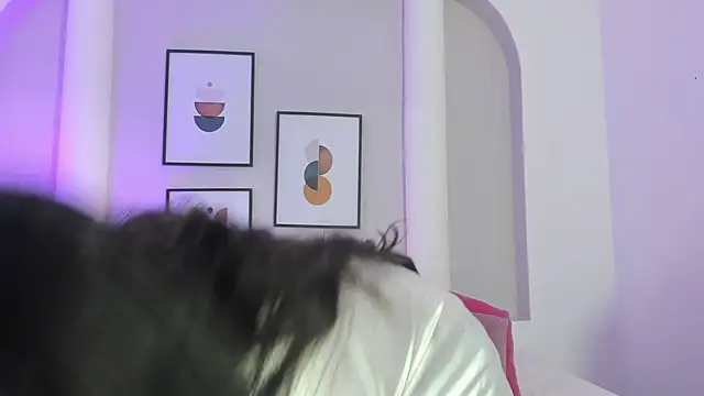 victoria flores1 online show from 10.01.25