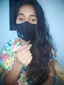 Sexey-Puja online show from 10.04.25