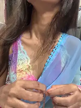 Snapshot of Desire_Zoya chatting on 10.08.25 Desire Zoya online show from 10.08.25