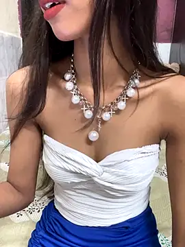 Snapshot of Desire_Zoya chatting on 10.12.25 Desire Zoya online show from 10.12.25