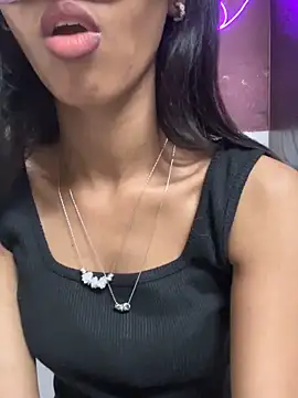 Snapshot of Desire_Zoya chatting on 02.05.26 Desire Zoya online show from 02.05.26