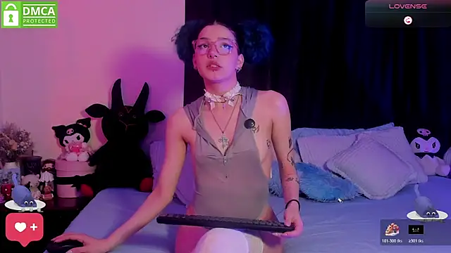 Bluedarkelf888 online show from 12.04.25