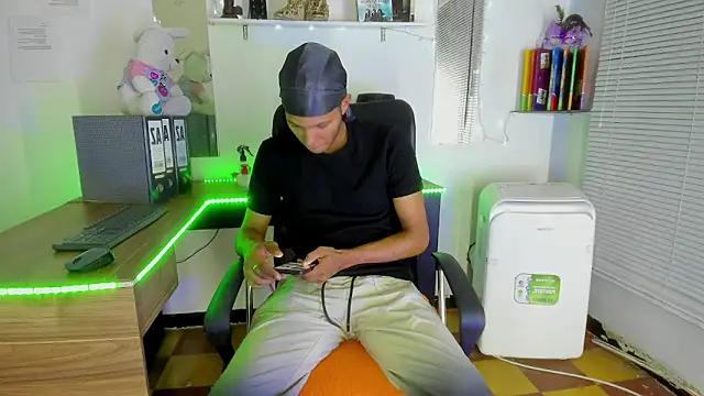 DEAMOL online show from 02.05.26