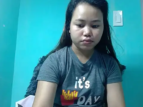 Snapshot of My_Sweet_Pussy_69 chatting on 12.19.25 My Sweet Pussy 69 online show from 12.19.25