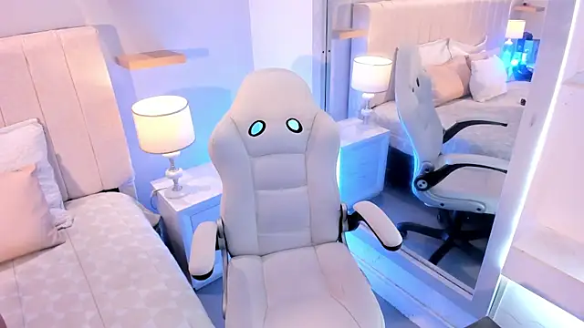 manyaa  online show from 02.12.26