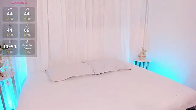 manyaa  online show from 04.23.26