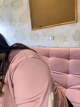 isabella horney  online show from 02.09.26