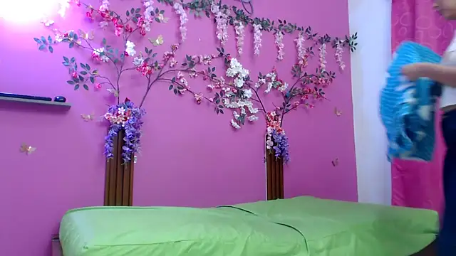 skinnybarbie022 online show from 05.06.26