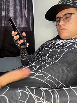 Kurtxxx22 online show from 12.16.25