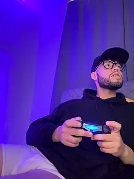 Snapshot of stalinhernandez chatting on 11.01.25 stalinhernandez online show from 11.01.25