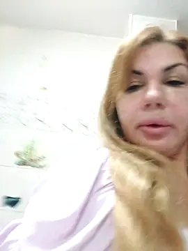 Snapshot of Alisasex@xh chatting on 09.22.25 Alisasexxh online show from 09.22.25