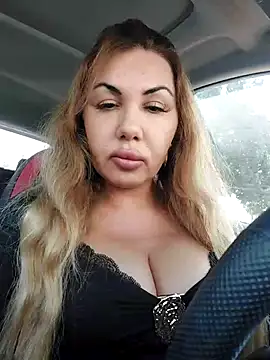 Snapshot of Alisasex@xh chatting on 10.21.25 Alisasexxh online show from 10.21.25