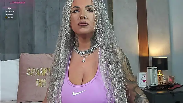 Sierra Quinn online show from 02.14.26