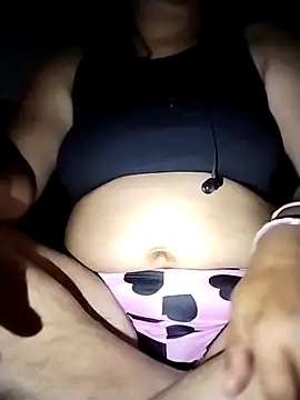 Snapshot of Sexey-Rani chatting on 11.16.25 Sexey-Rani online show from 11.16.25