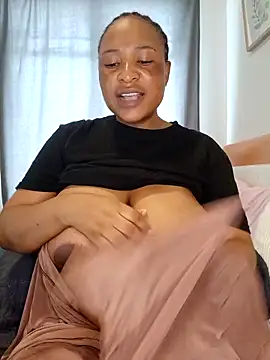 Snapshot of Sweetbxxx24 chatting on 03.12.26 Sweetbxxx24 online show from 03.12.26