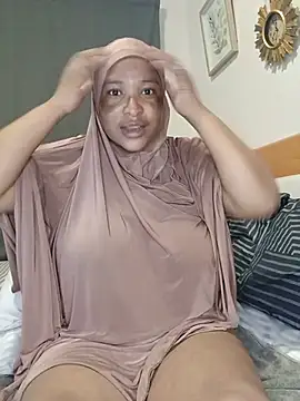 Sweetbxxx24 online show from 05.18.26