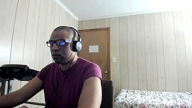 NaturalBeautyQueen online show from 06.20.26