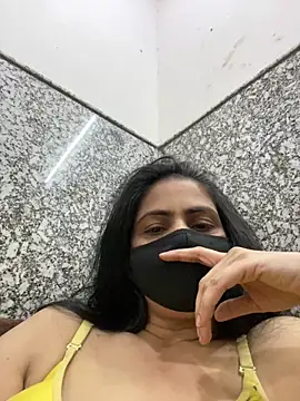 Snapshot of SashaPatel chatting on 06.04.26 SashaPatel online show from 06.04.26
