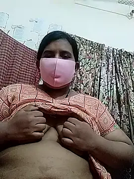 Snapshot of nila-aktar chatting on 09.13.25 nila-aktar online show from 09.13.25