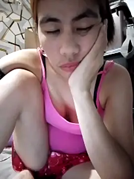 Snapshot of Deliciousgirl14 chatting on 06.18.26 Deliciousgirl14 online show from 06.18.26
