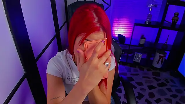 NahomiRichards  online show from 09.16.25