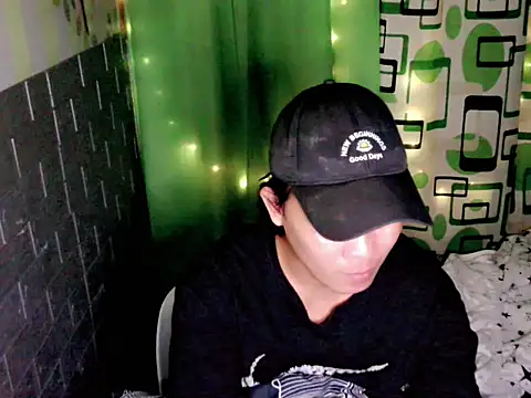 Snapshot of urdreamgirljacky chatting on 12.16.25 urdreamgirljacky online show from 12.16.25