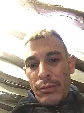 Snapshot of Villena_jm91 chatting on 02.21.26 Villena jm91 online show from 02.21.26