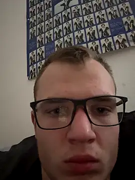 Snapshot of Levin_geil chatting on 11.05.25 Levin geil online show from 11.05.25