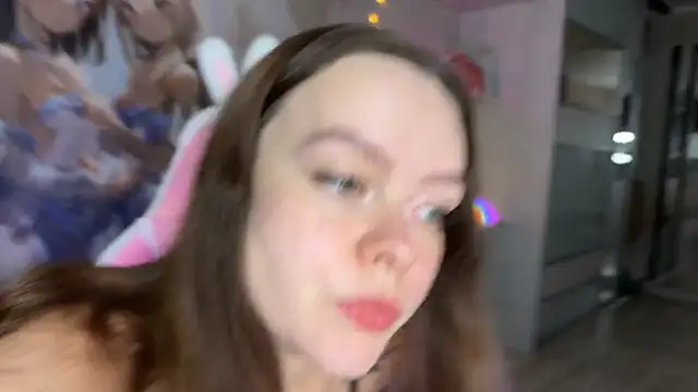 Snapshot of Sasha_Copelandyy chatting on 10.17.25 Sasha Copelandyy online show from 10.17.25