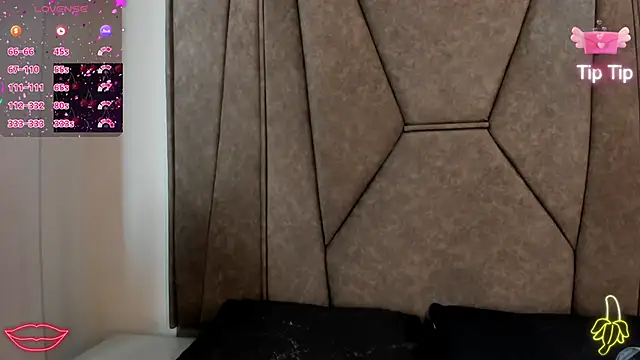 Isabela Colins online show from 09.30.25