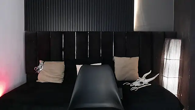 Snapshot of Dominic_ghost chatting on 10.18.25 Dominic ghost online show from 10.18.25