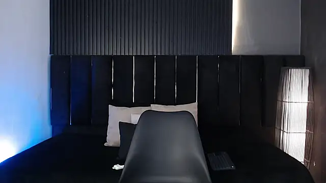 Snapshot of Dominic_ghost chatting on 01.12.26 Dominic ghost online show from 01.12.26