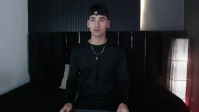 Snapshot of Dominic_ghost chatting on 02.13.26 Dominic ghost online show from 02.13.26