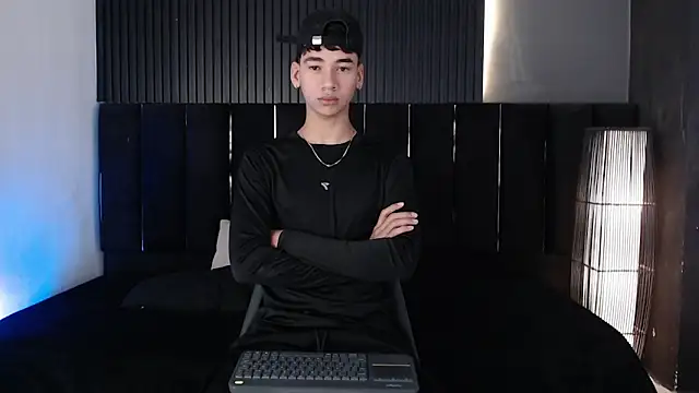 Snapshot of Dominic_ghost chatting on 03.14.26 Dominic ghost online show from 03.14.26