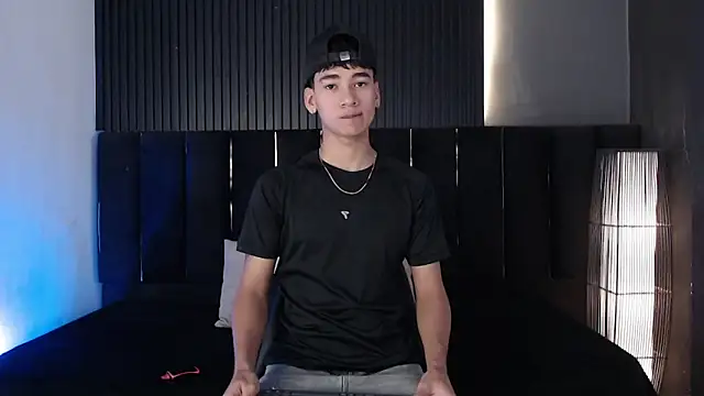 Snapshot of Dominic_ghost chatting on 03.20.26 Dominic ghost online show from 03.20.26