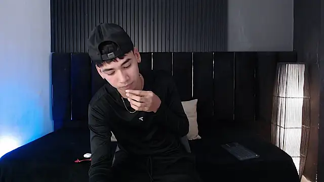 Snapshot of Dominic_ghost chatting on 03.24.26 Dominic ghost online show from 03.24.26