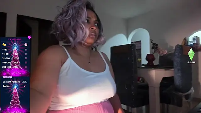 Snapshot of LiloTorontoo chatting on 12.14.25 LiloTorontoo online show from 12.14.25