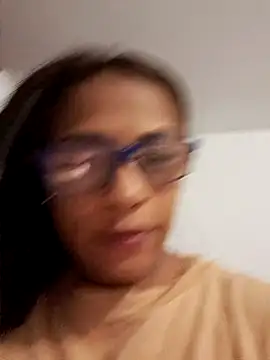 sarah garcia  online show from 06.14.26