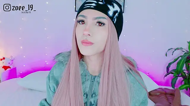 cuteezoe online show from 04.22.26