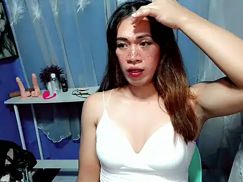 Snapshot of Slutty_Isabelle chatting on 09.17.25 Slutty Isabelle online show from 09.17.25